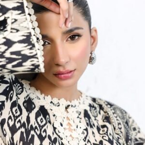 Cambric & Lawn 3-Piece Set